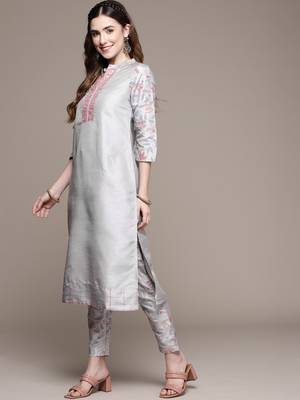 Grey printed art silk kurta sets 2
