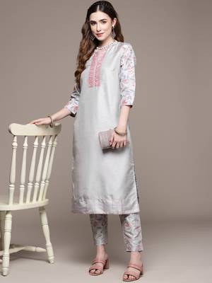 Grey printed art silk kurta sets 5