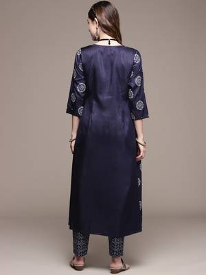 Navy-blue printed art silk kurta sets 3