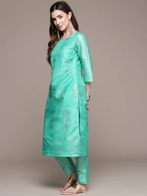 Green printed art silk kurta sets 2