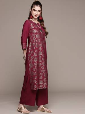Pink printed crepe kurta sets 2