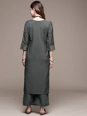 Grey printed crepe kurta sets 3