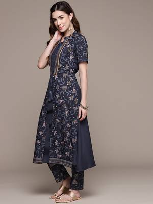 Navy-blue printed crepe kurta sets 2