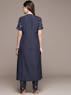 Navy-blue printed crepe kurta sets 3