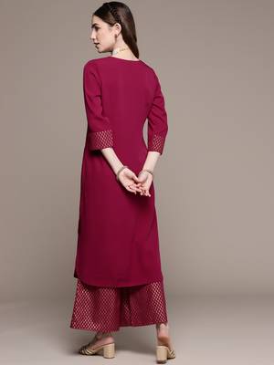 Pink printed crepe kurta sets 3