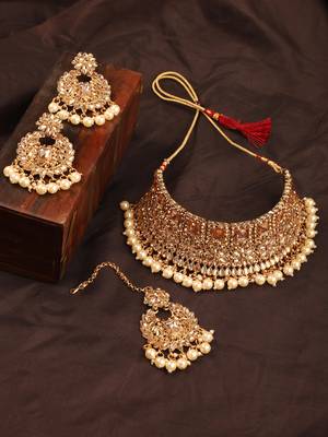 Gold cubic zirconia jewellery 1