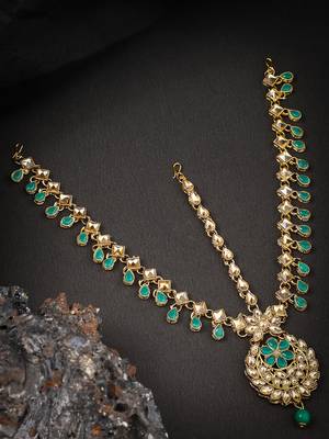 Green cubic zirconia maang-tikka 1