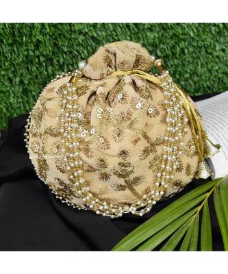 Vintage Gulley Velvet Ethnic Rajasthani Potli Bag - Cream 1