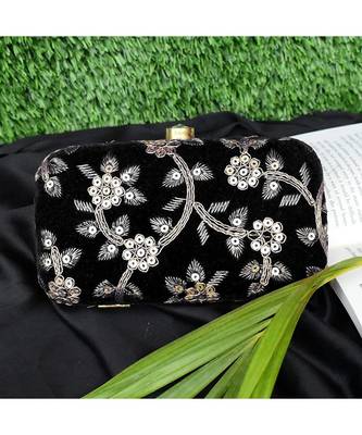 Vintage Gulley Velvet Clutch - Black 1