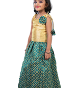 Shivangi Girls Ramar Green Hanging Star Lehenga Pattu Pavadai