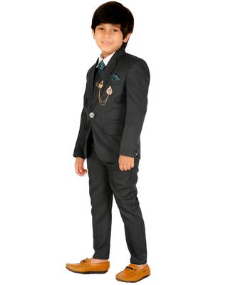 DKGF Boys 5-Piece Suit 3