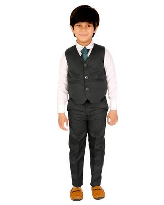 DKGF Boys 5-Piece Suit 4