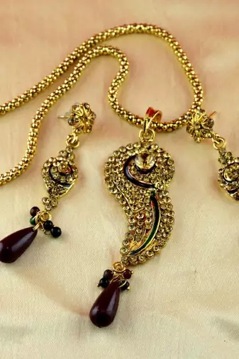 Moti Cz Pearl Stone Polki Kundun  Necklace With Earing