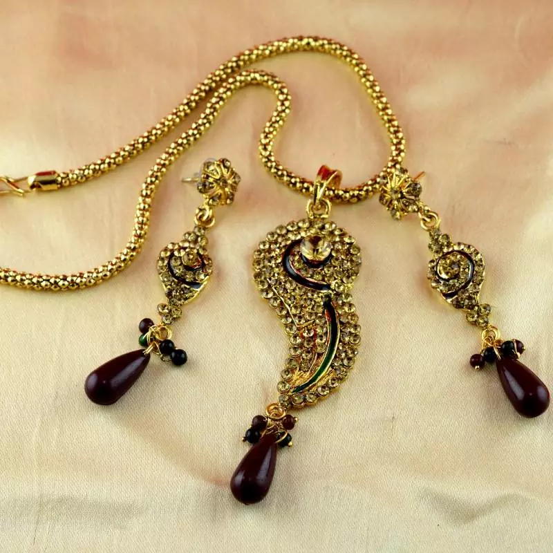 Moti Cz Pearl Stone Polki Kundun  Necklace With Earing