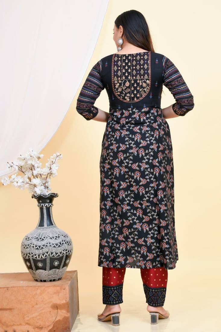  Women's Heavy Rayon Hand Work Anarkali Kurti  With Pant 