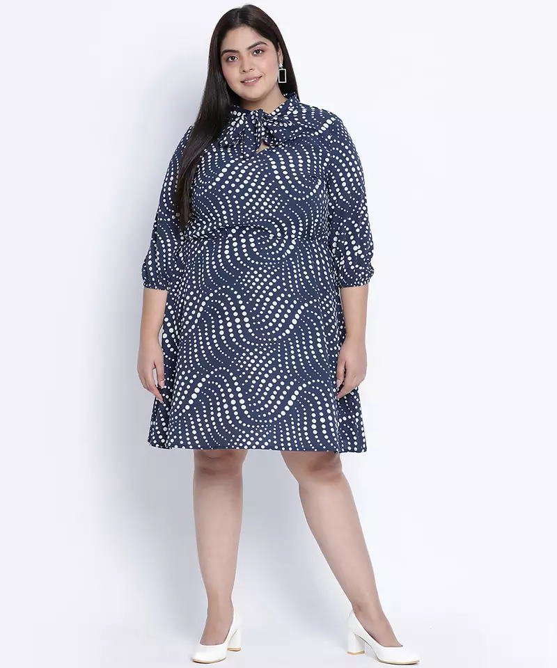 Popper black graphic print plus size tie knot dress