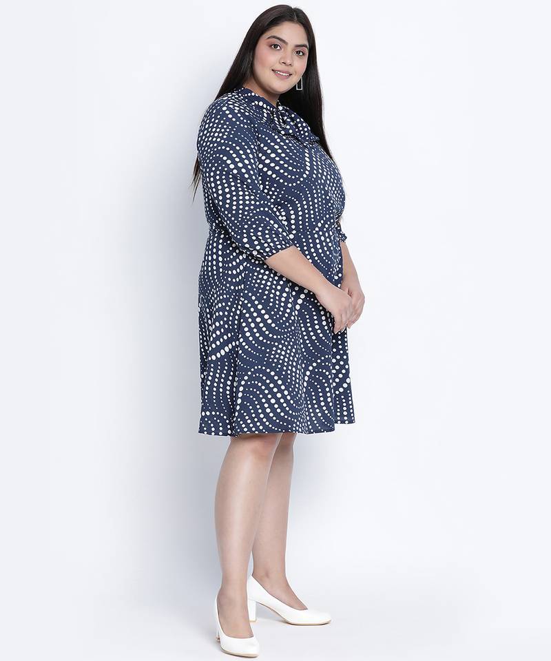 Popper black graphic print plus size tie knot dress
