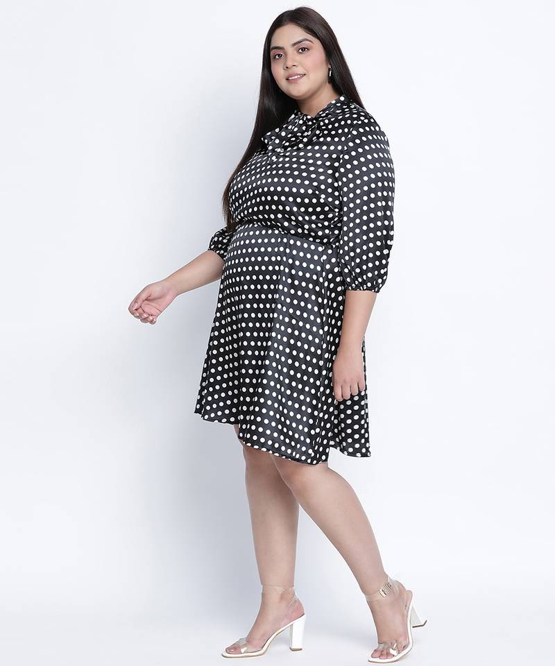 Joyeous polka dot plus szie tie knot dress