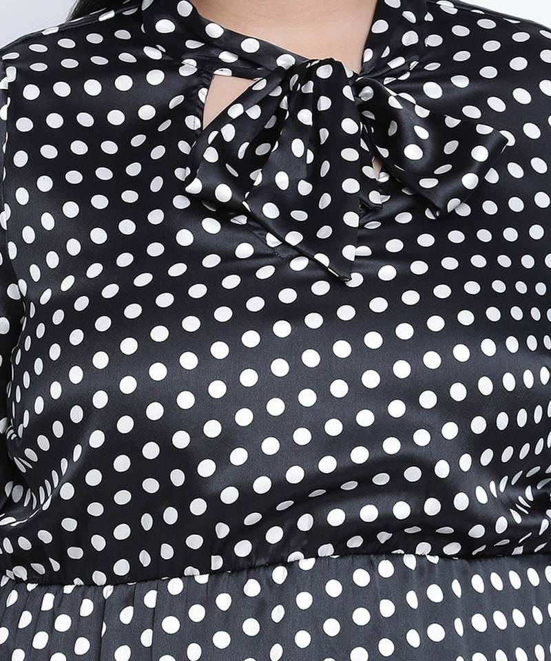 Joyeous polka dot plus szie tie knot dress
