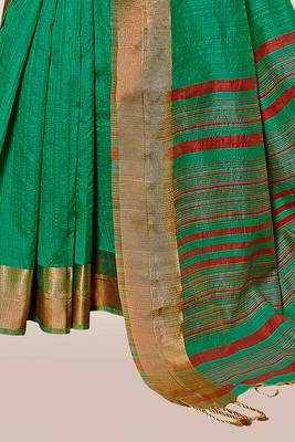 Green woven banarasi cotton saree with blouse 2