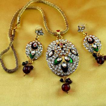 Moti Cz Pearl Stone Polki Kundun  Necklace With Earing 1