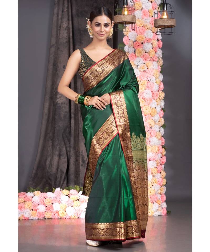 Bottle Green Banarasi Saree With Golden Border And Pallu