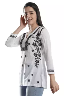 Hand Embroidered White Cotton Lucknowi Chikankari Kurti