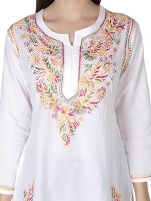 Hand Embroidered White Cotton Lucknowi Chikankari Kurti 6