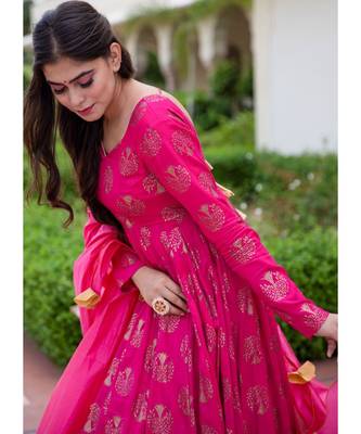 Dark Magenta Pure Silk Anarkali Salwar Kameez 4