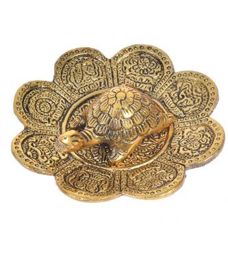 Fashion Bizz Gold Aluminium Tortoise On Plate Showpiece 1