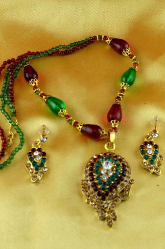Moti Cz Pearl Stone Polki Kundun  Necklace With Earing