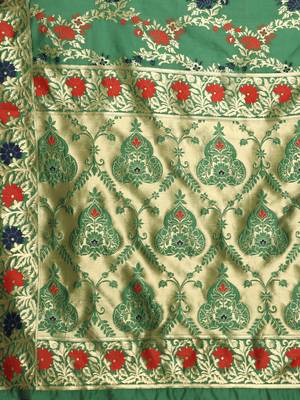 Glemora Green Beautiful Ethnic Wear Silk Blend Banarasi Traditional Saree 5