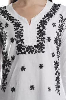 Hand Embroidered White Cotton Lucknowi Chikankari Kurti