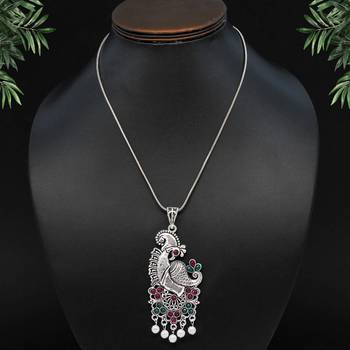 Maroon necklaces 1