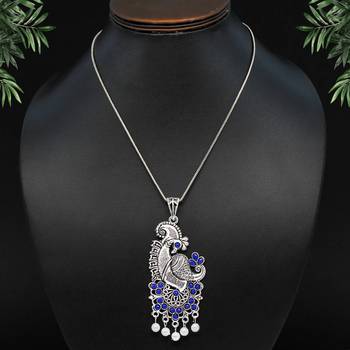 Blue necklaces 1