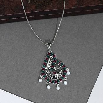 Maroon necklaces 2
