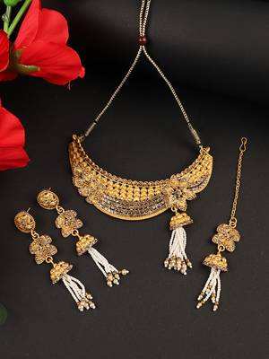 Traditional Hasli Style Gold Plated Choker Cutwork and Floral Design with Earring Maangtika 1