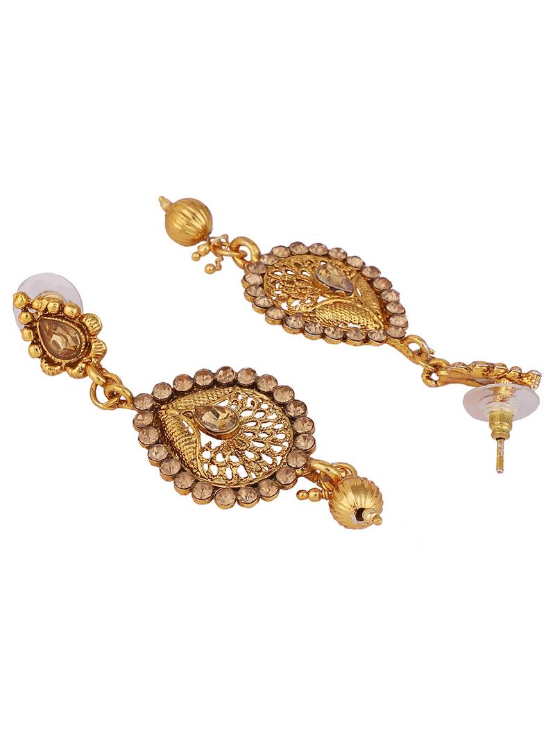 Traditional Hasli Style Gold Plated Choker Cutwork and Floral Design with Earring Maangtika