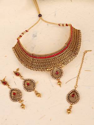 Traditional Hasli Style Gold Plated Choker Cutwork and Floral Design with Earring Maangtika 1