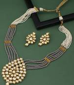 Gold pearl necklace sets