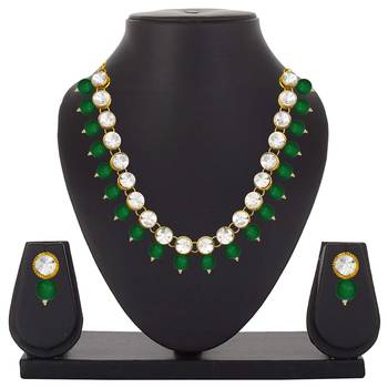Green crystal necklaces 2