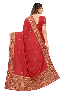 Red embroidered silk blend saree with blouse 4