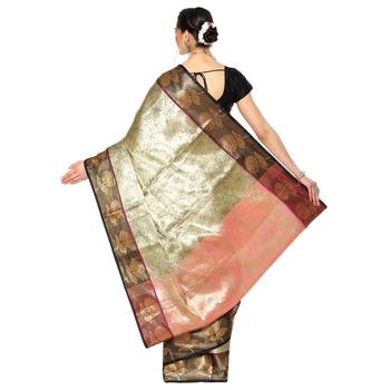 Green woven kanchipuram silk saree with blouse 2