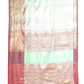 Green woven Faux kanchipuram silk saree with blouse 3