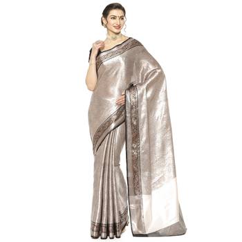 Silver woven kanchipuram silk saree with blouse 1