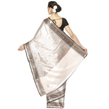 Silver woven kanchipuram silk saree with blouse 2