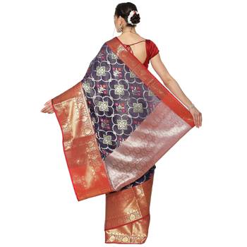 Blue woven kanchipuram silk saree with blouse 2