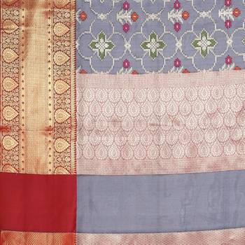 Blue woven kanchipuram silk saree with blouse 4