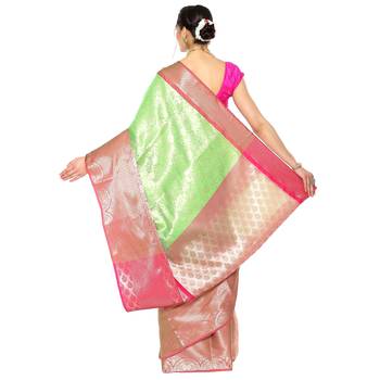 Green woven kanchipuram silk saree with blouse 2