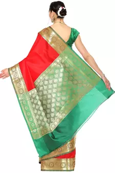 Red woven kanchipuram silk blend saree with blouse